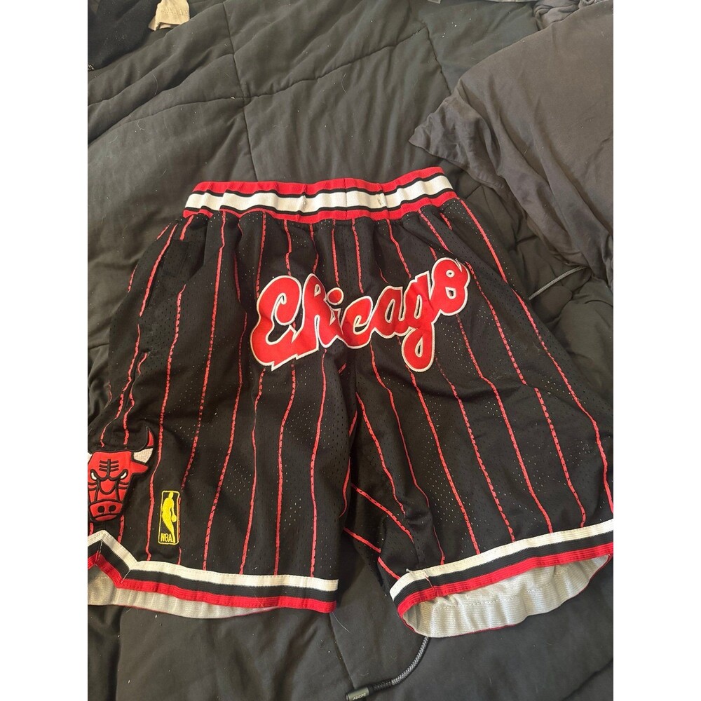 Mitchell & Ness Chicago Bulls Red Pinstripe NBA Swingman Shorts Small